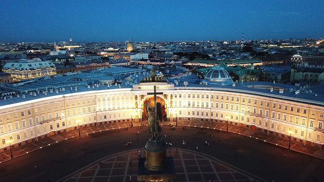 С Днём города, Петербург!