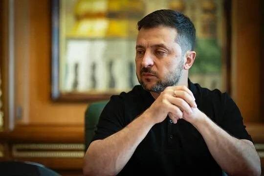 The Economist узнал о приказе Зеленского готовить страну к ещё двум-трём годам боёв