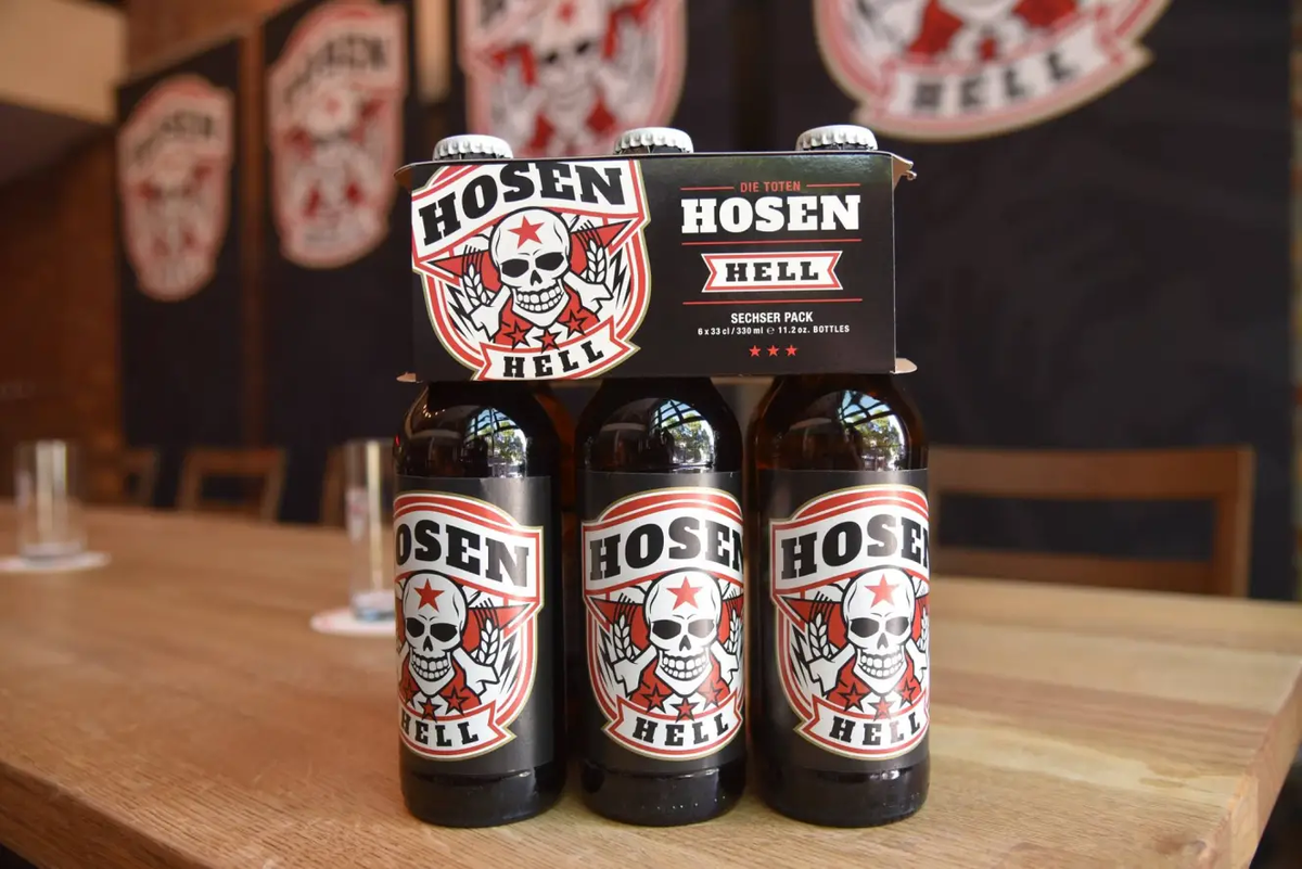 Hosen Hell — пиво, созданное группой