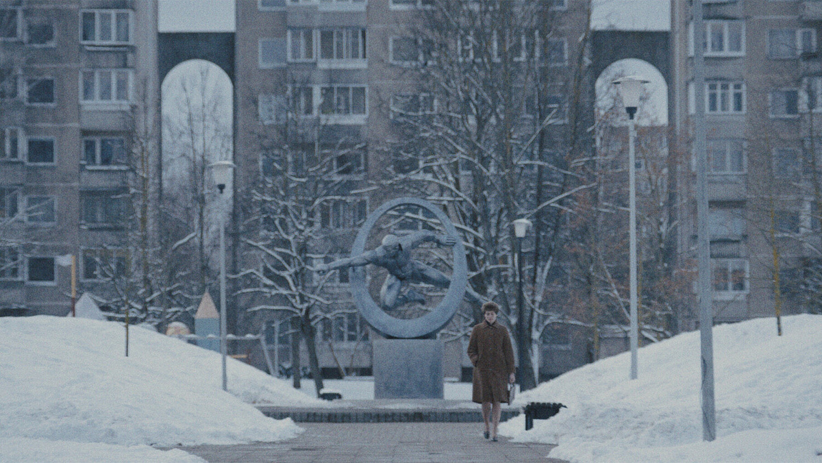 Калр из мини-сериала "Звездный городок / Star City" (источник: https://ru.kinorium.com/11212937/gallery/?photo=56753580) 