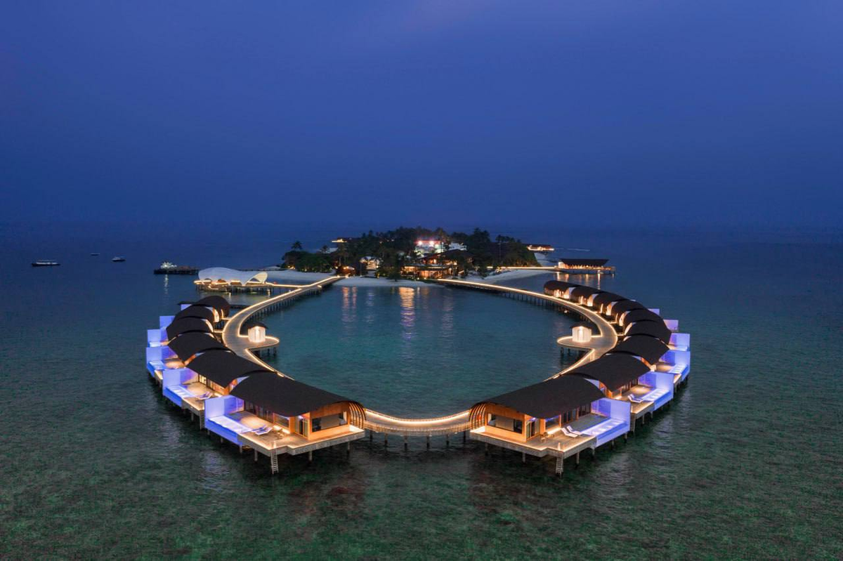 The Westin Maldives Miriandhoo Resort