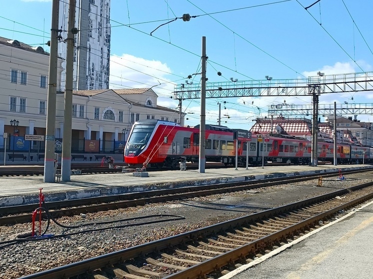     Железнодорожный вокзал Екатеринбурга. фото: Николай Курилов / МК-Урал