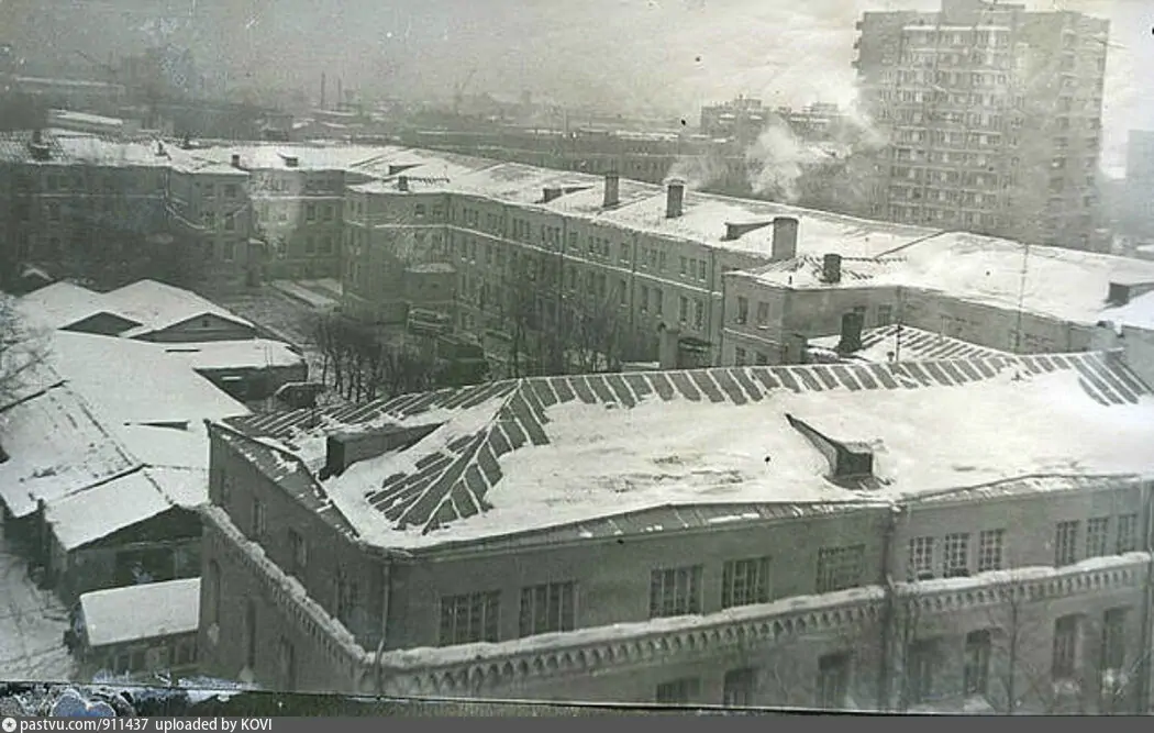 Чернышевские казармы, 1980 – 1982 г. Вид из окна штаба.