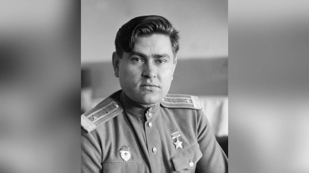    Герой Советского Союза, летчик-истребитель, гвардии майор авиации в отставке Алексей Маресьев / Фото: Павел Вознесенский / ТАСС