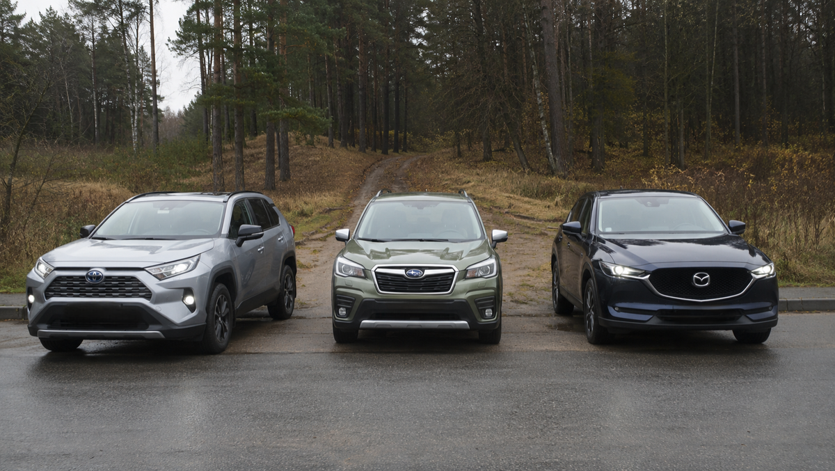 Кроссоверы Toyota RAV4, Subaru Forester, Mazda CX-5