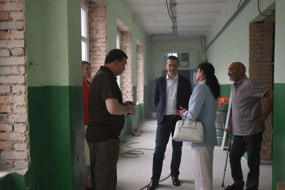    К сентябрю 2026 года в Амвросиевке появится первый в ДНР «IT-клуб» для детей. Фото: MAX/Ежиков