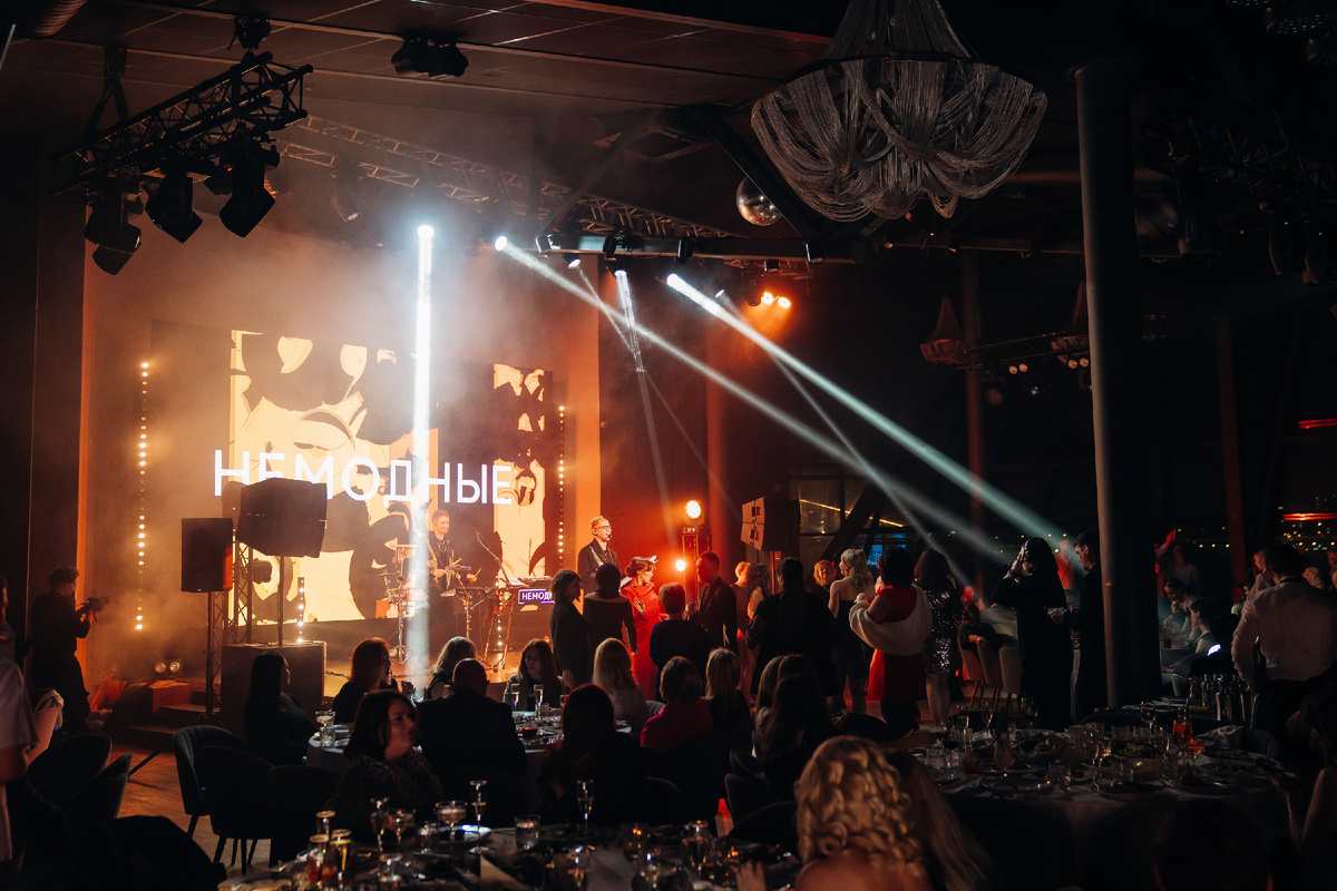 Кавер-группа НЕМОДНЫЕ. Лучшая кавер-группа Wedding Awards 2024
