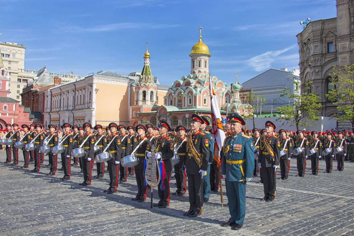 На Параде
