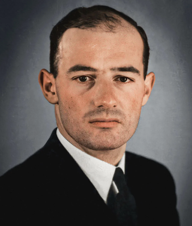 Рауль Валленберг (1912-1947). Источник - https://news.cision.com/sveriges-museum-om-forintelsen/i/portrait-raoul-wallenberg-920x1080px,c3299934