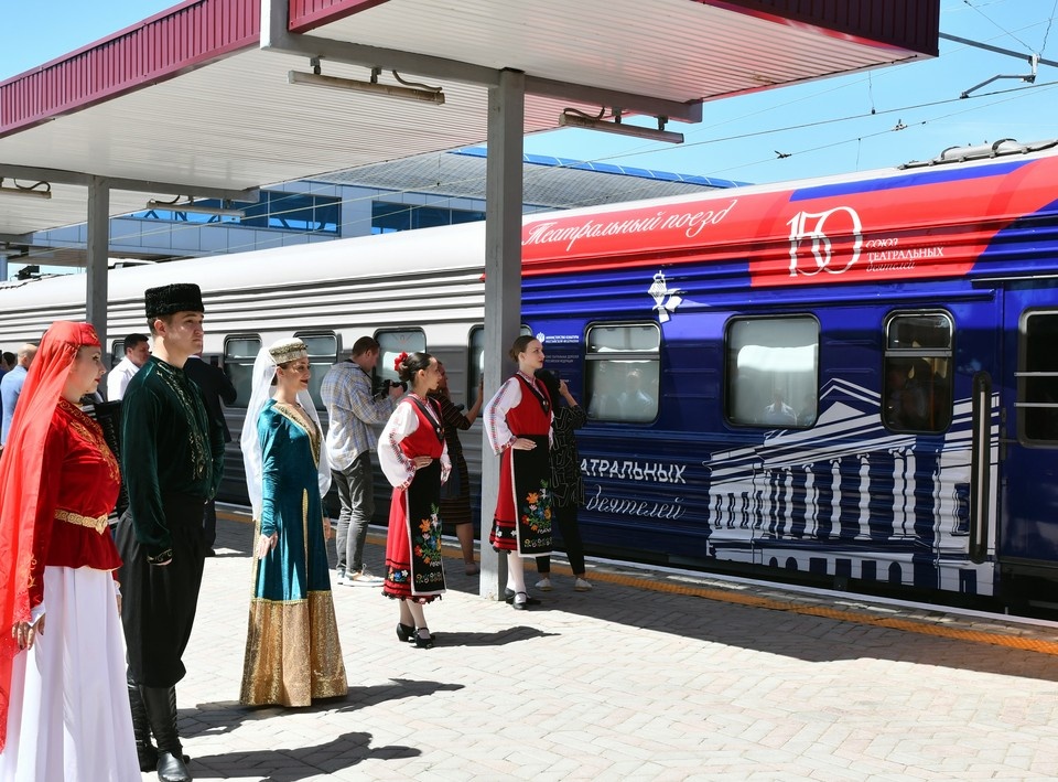    Акция посвящена 150-летнему юбилею Союза театральных деятелей России Виталий ПАРУБОВ