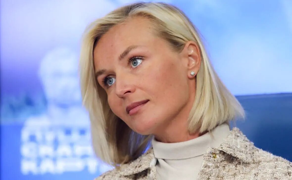    Источник: Полина Гагарина Фото: Артур Новосильцев / АГН «Москва». rbc.ru Артем Белов