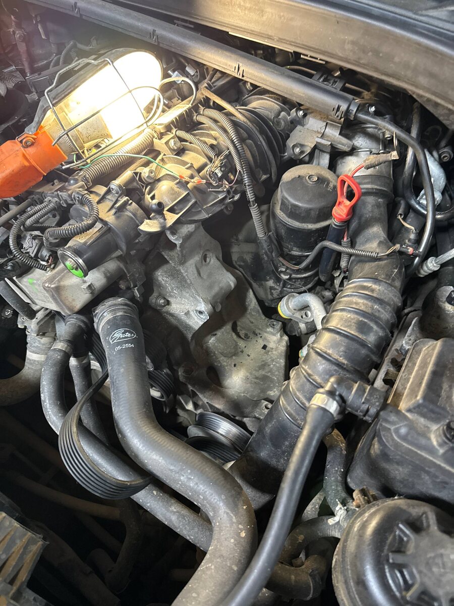 BMW X1 E84 n47 2.0 дизель замена компрессора кондиционера