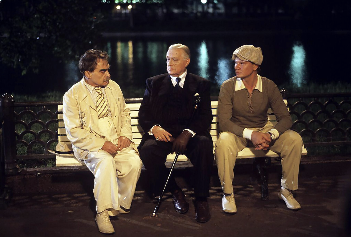 Патриаршие и иностранец. Источник: www.imdb.com