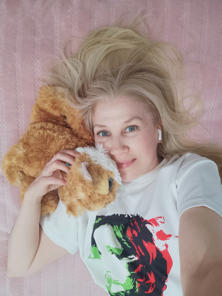 Радостная Светланочка 😍