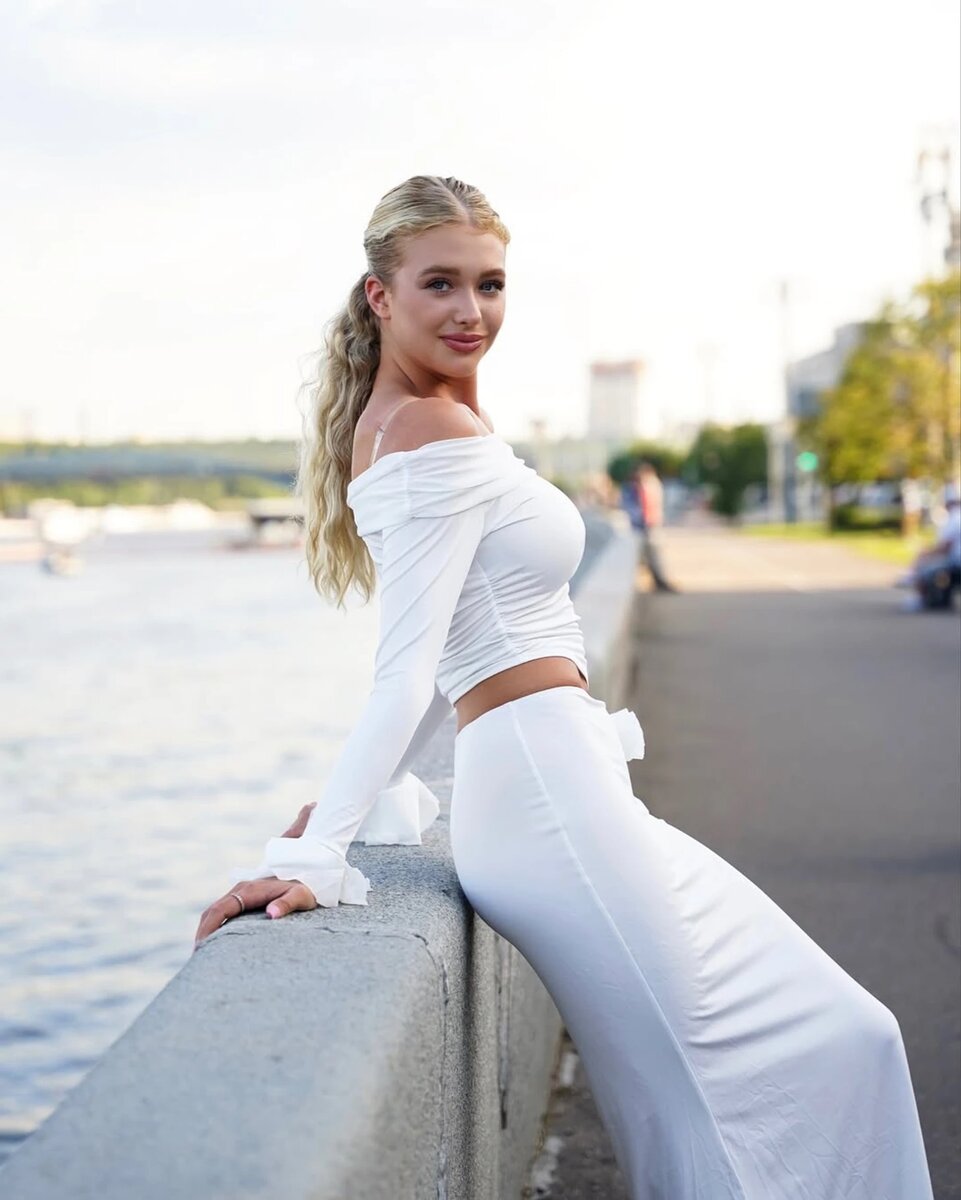 Софья Леонтьева
