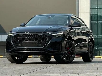 «Флагман Audi SUV: знакомимся с Q8»
