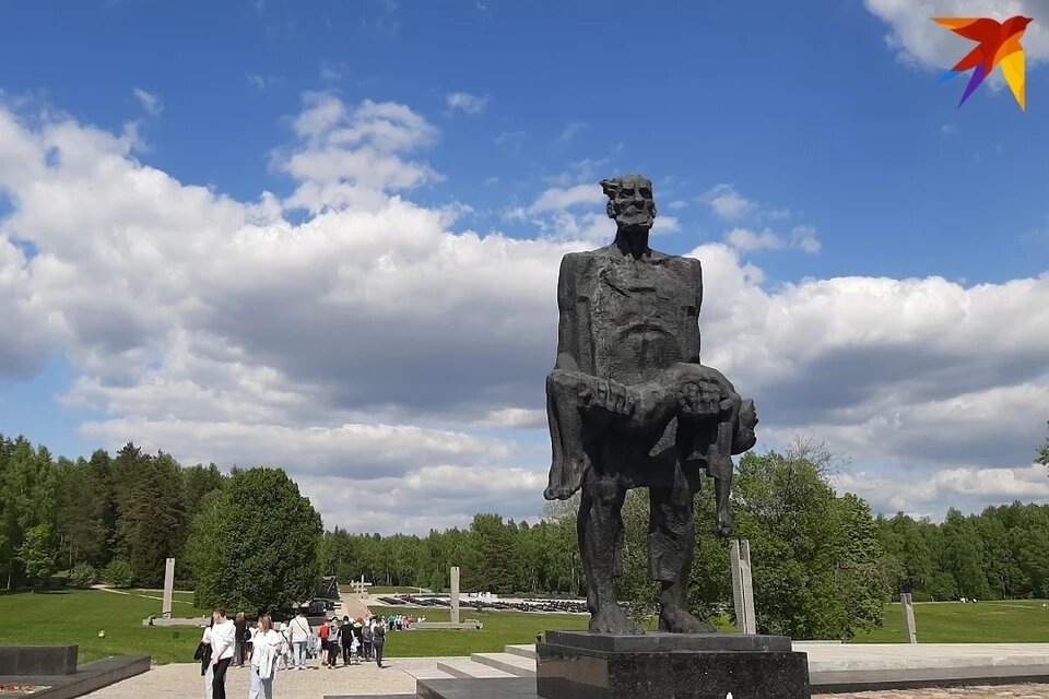 Мемориал в Хатыни напоминает о злодеяниях нацистов и их пособников. Фото: Из архивов КП