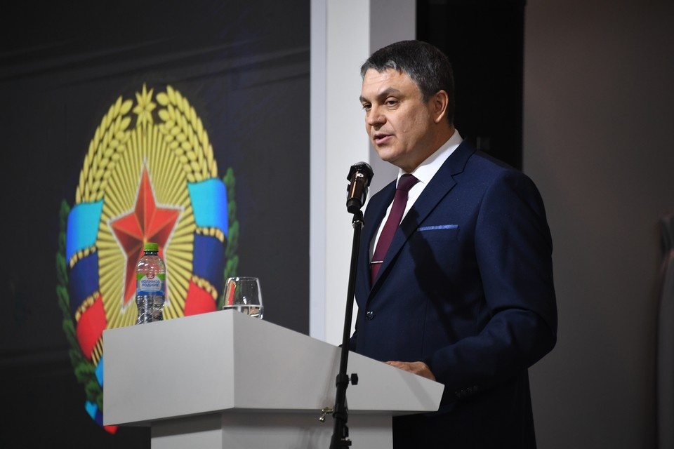    Глава ЛНР Пасечник: ВСУ нанесли удар по гимназии в Сватово Михаил ФРОЛОВ