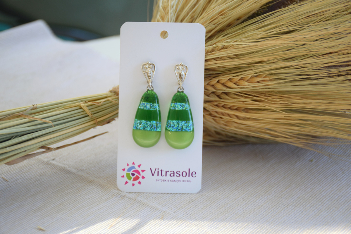 Серьги из дихроического стекла