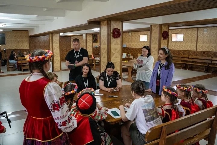 Листайте вправо, чтобы увидеть больше изображений