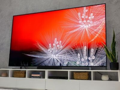    Флагманский ТВ Sony Bravia с матрицей True RGB оценили в $31 000