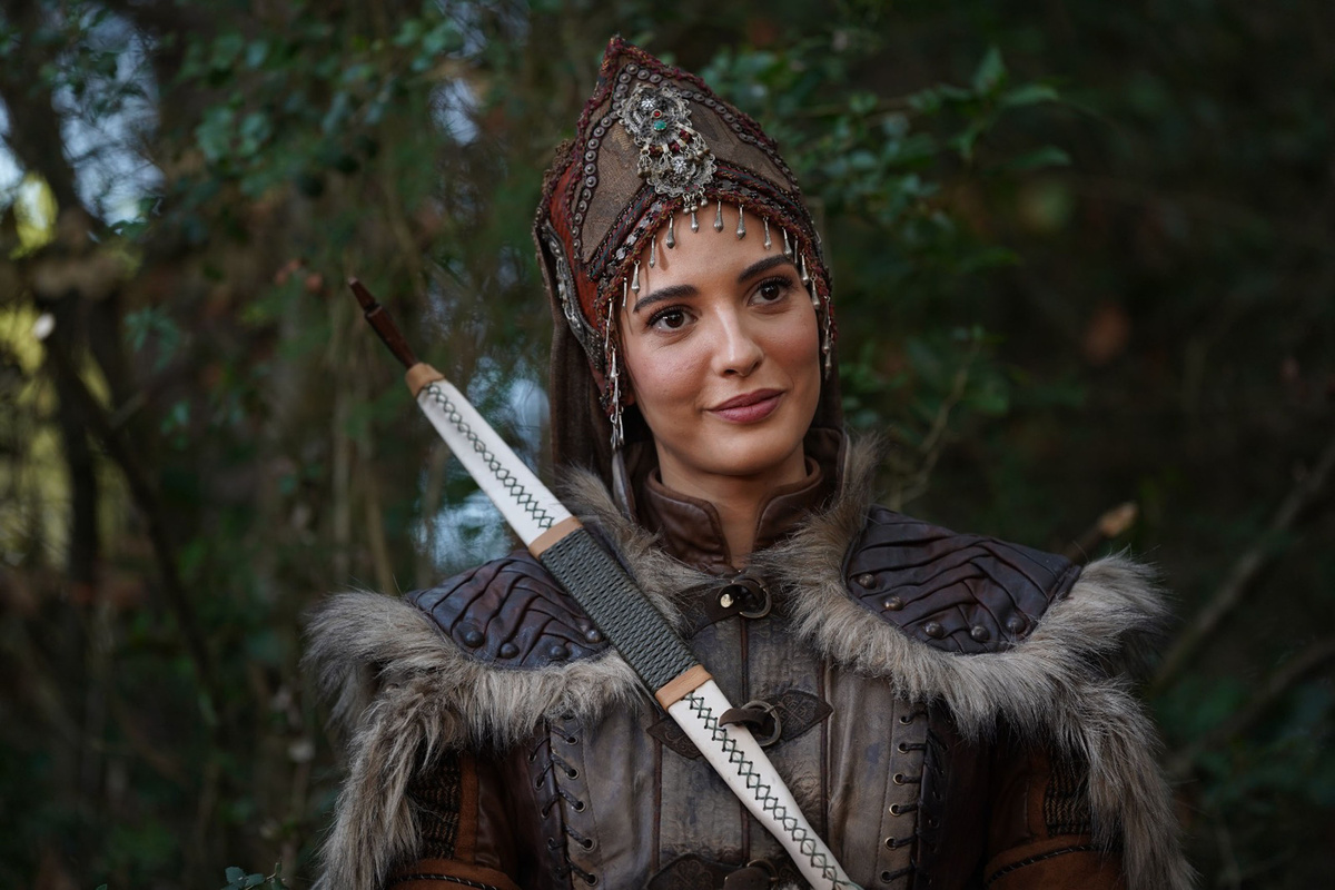 кадр из сериала "Основание: Орхан"