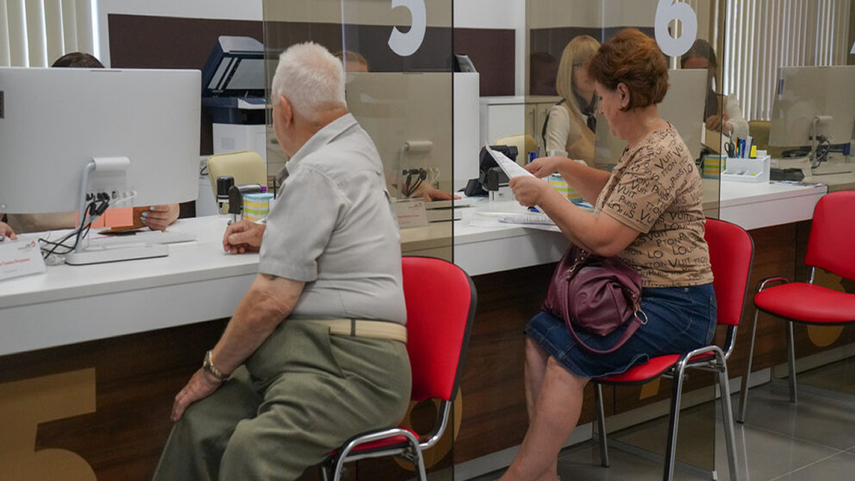 Государство пытается показать пенсионера как клиента, которому обязаны помочь быстро 