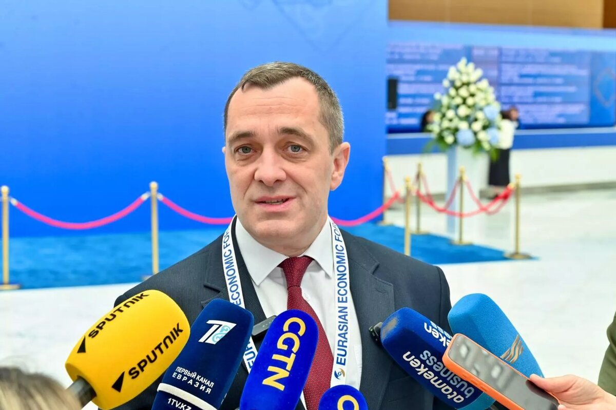 Александр Субботин - министр по техническому регулированию ЕЭК
© Sputnik / Санат Имангалиев
