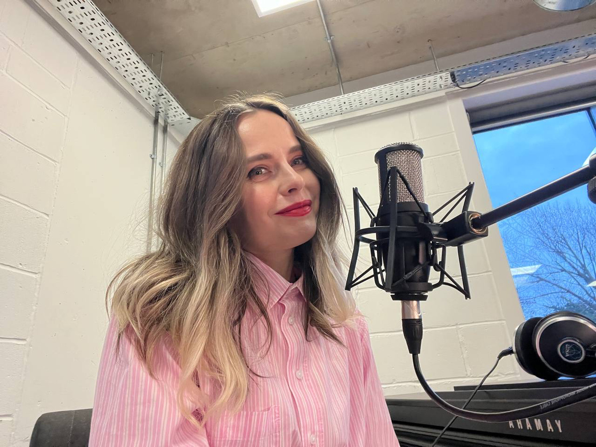 Юлия Кантонистова — музыкант, вокалистка, педагог по вокалу, автор обучающей системы курсов Vocal Fitness