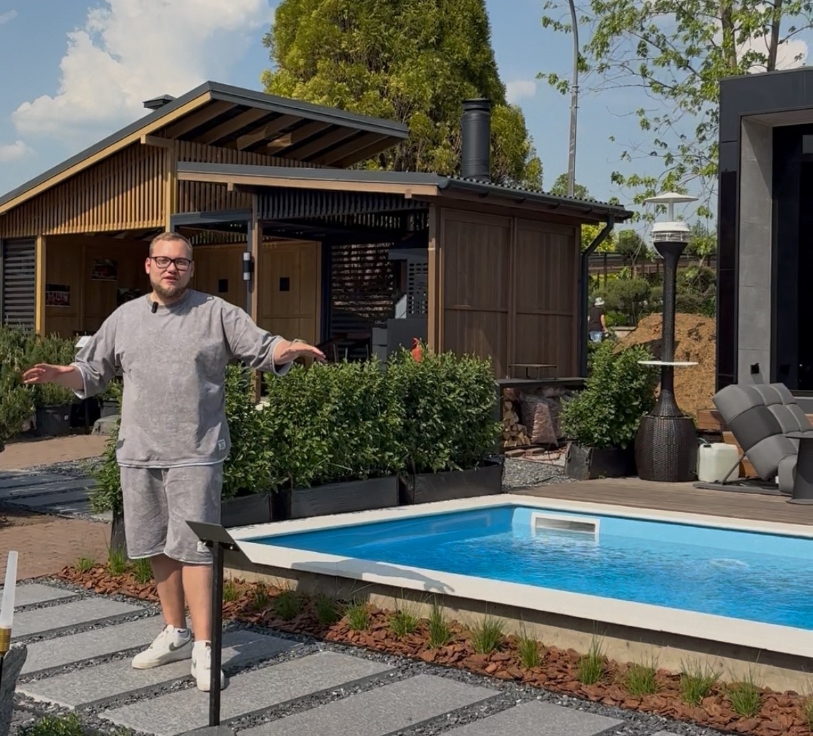 


🏡 BESTMANGAL на IMPERIAL GARDEN:
Новое место притяжения для ценителей качественной загородной жизни

Приглашаем вас посетить новую площадку Imperial Garden, где собраны лучшие решения для комфортного загородного отдыха и жизни.

В пространстве представлены:
— премиальные бассейны
— модульные бани и фурако
— мангальные комплексы и беседки
— костровые зоны
— ландшафтные решения и уличный декор

Площадка расположена в крупнейшем садовом пространстве Москвы.

📍Адрес:
Новорижское шоссе, г.о. Истра, д. Захарово
Питомник растений Imperial Garden

🗓️ 30 мая в 12:00 официальное открытие

Будем Вам рады!