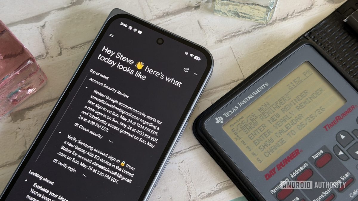 На Google I/O компания представила Gemini Daily Brief — AI-ассистент, призванный оптимизировать повседневные задачи пользователей. Инструмент анализирует почту, календарь и список дел, формируя персонализированный брифинг на день.

Источник изображения: Android Authority