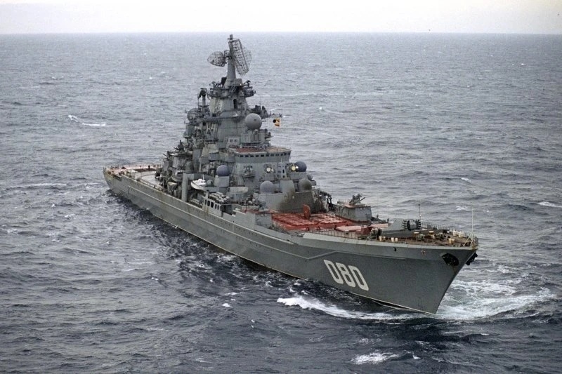«Адмирал Нахимов» (проект 11442М «Орлан») — тяжёлый атомный ракетный крейсер, один из наиболее крупных военных кораблей в мире. 
