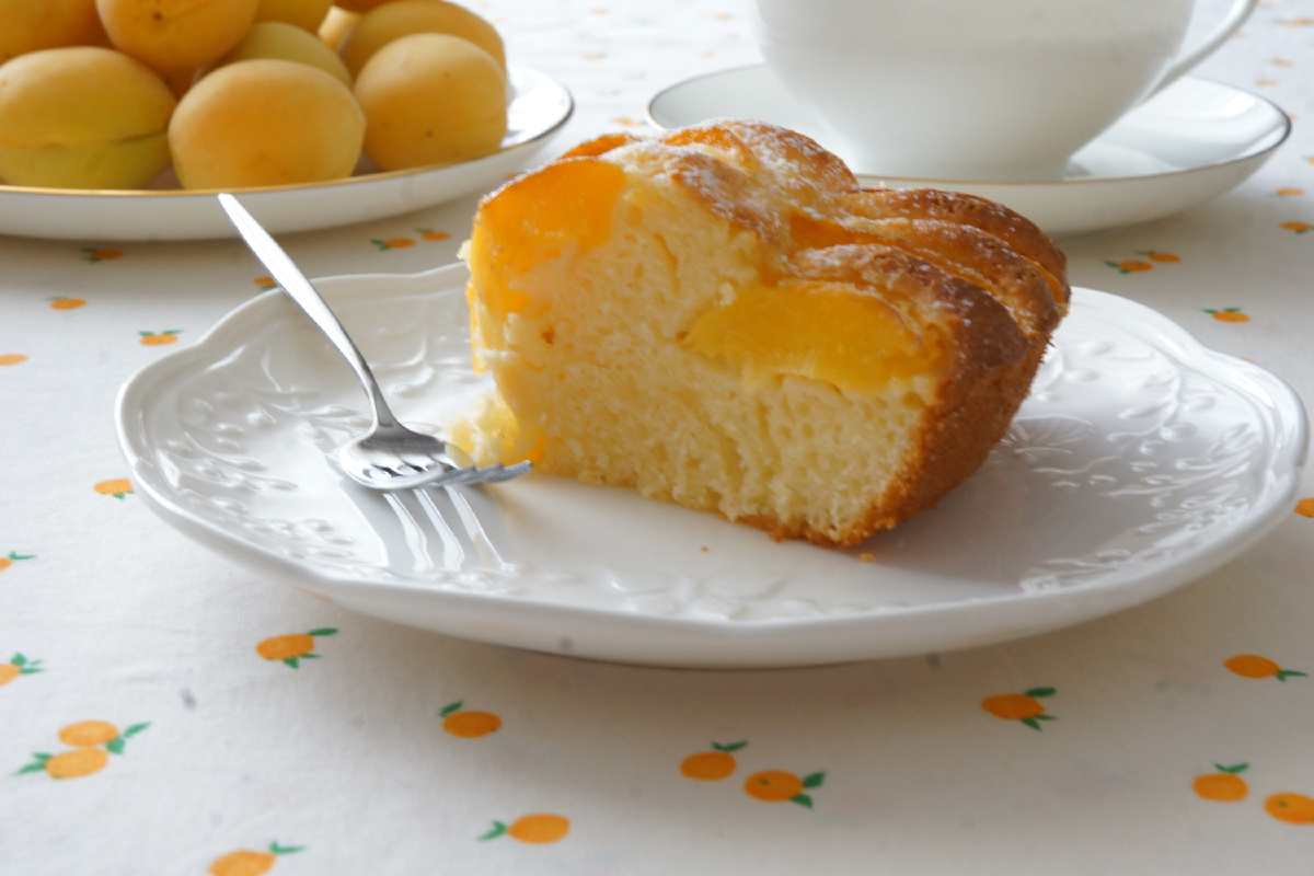 Пирог с абрикосами 
