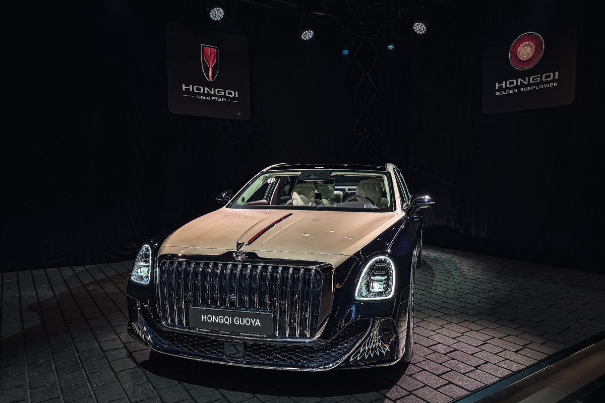 Hongqi Golden Sunflower Guoya — не просто новая модель марки, а заявка на вход в высший представительский сегмент.