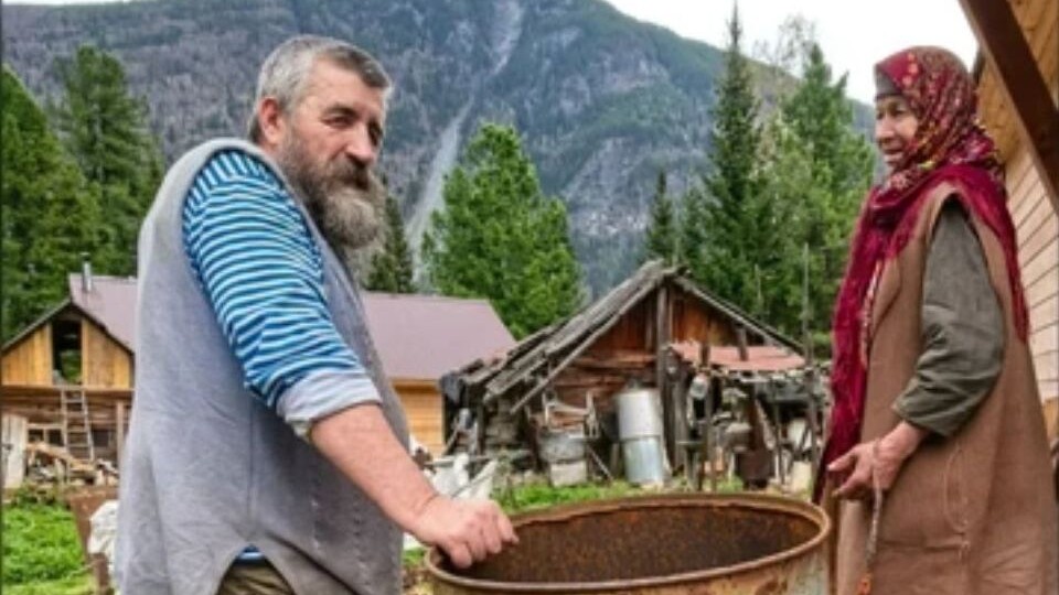 К Агафье Лыковой приехал помощник Георгий