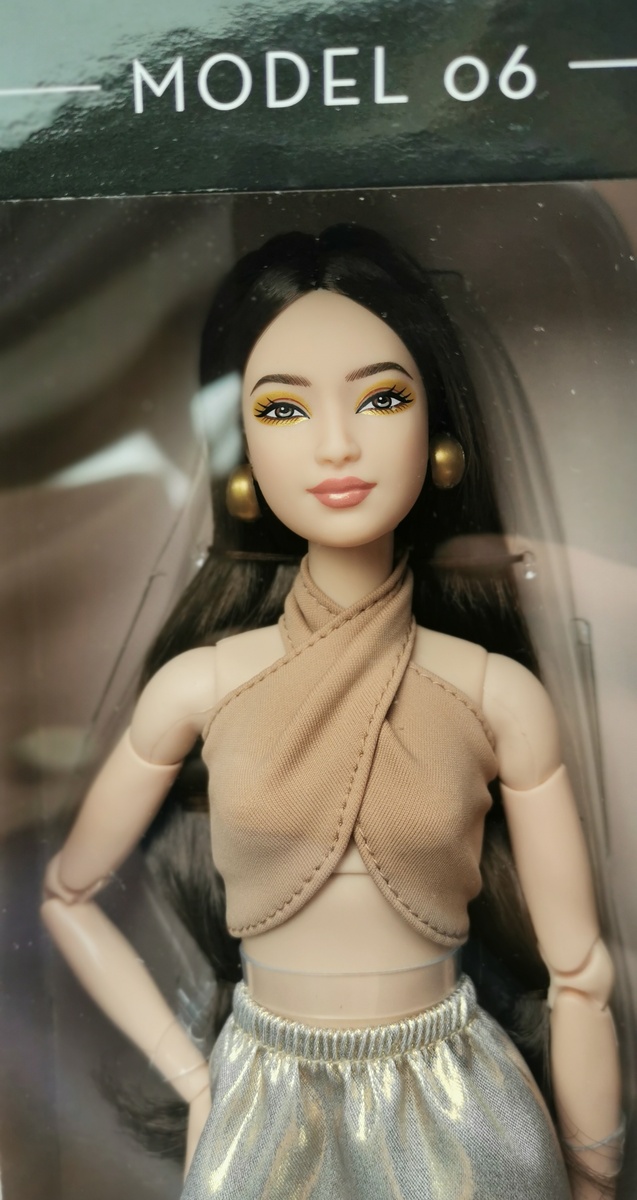 Barbie basics #6 Goddess 