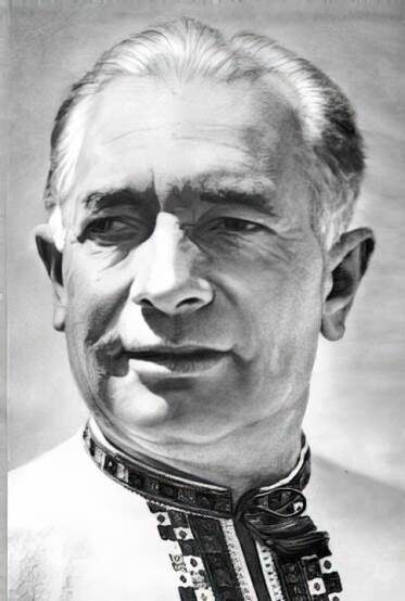 Степан Олейник.