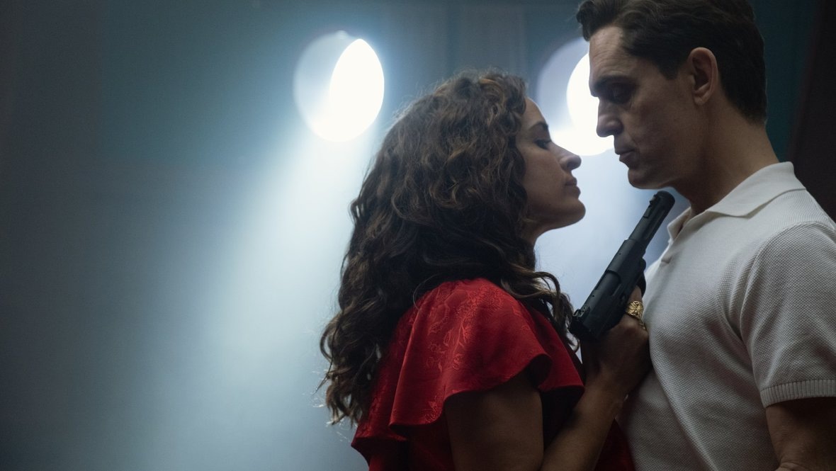    Кадр из сериала «Берлин», создатели Алекс Пина, Эстер Мартинес Лобато, Netflix