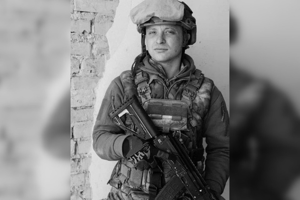    В Донецке открыли бюст Героя России и ДНР Романа Воробьева. Фото (архив): ТГ/Пушилин