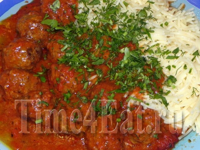 Мясные шарики в томатном соусе