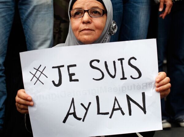    © AP Photo / Thibault Camus