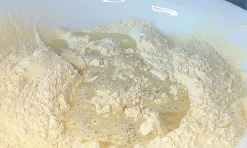 Многослойный пирог с мясом и луком: проще не бывает, эффект потрясающий