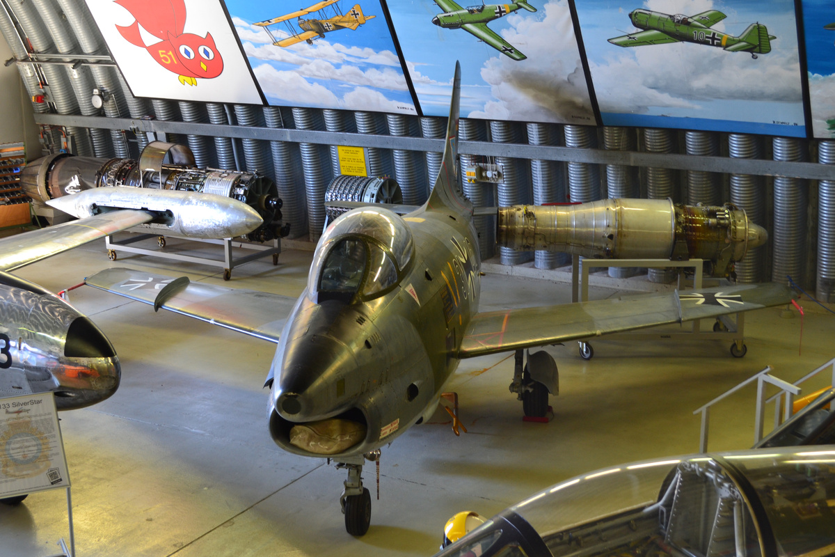 Штурмовик и тактический разведчик FIAT G-91R/4, ранее принадлежавшая ВВС ФРГ машина с серийным номером 0410 теперь хранится в Немецко-канадском музее ВВС в Баден-Бадене. Фото: С.Г. Мороз