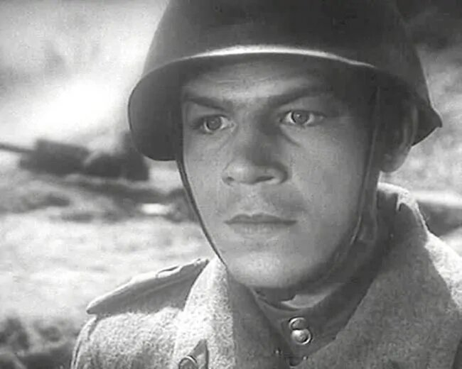 Станислав Чекан в фильме «Сын полка», 1946 г.