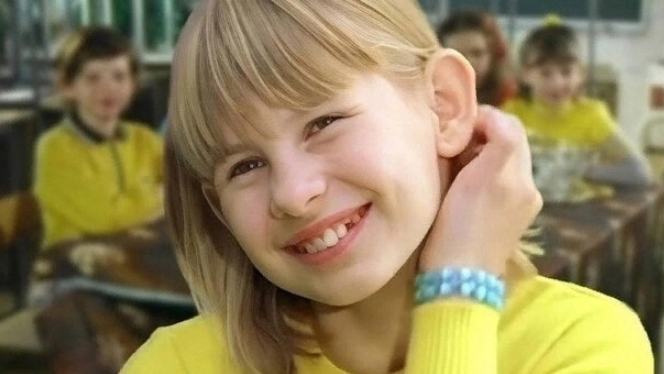 Одного ребёнка родила в 19 лет, развалила брак подруги, вышла замуж в джинсах: Куда пропала дерзкая девчонка из «Ералаша» Анна Цуканова-Котт