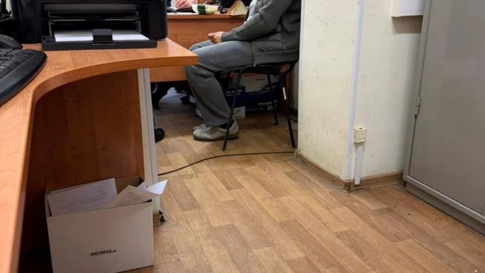 Под Всеволожском задержали посредника во взятке за место в тылу на службе