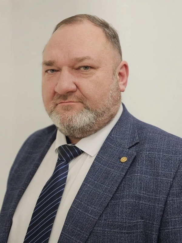 Чугунов Владимир Викторович, заместитель генерального директора - директор Балаковского филиала «Балаковоатомтехэнерго» АО «Атомтехэнерго», г. Балаково Саратовской области.