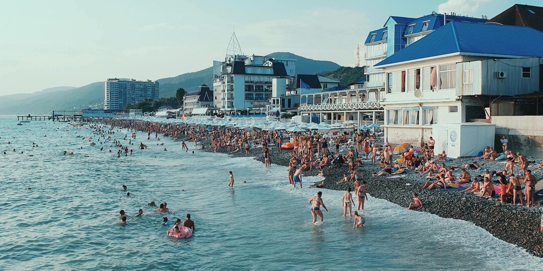 На море деньги утекают незаметно. 15 вещей, за которые многие переплачивают