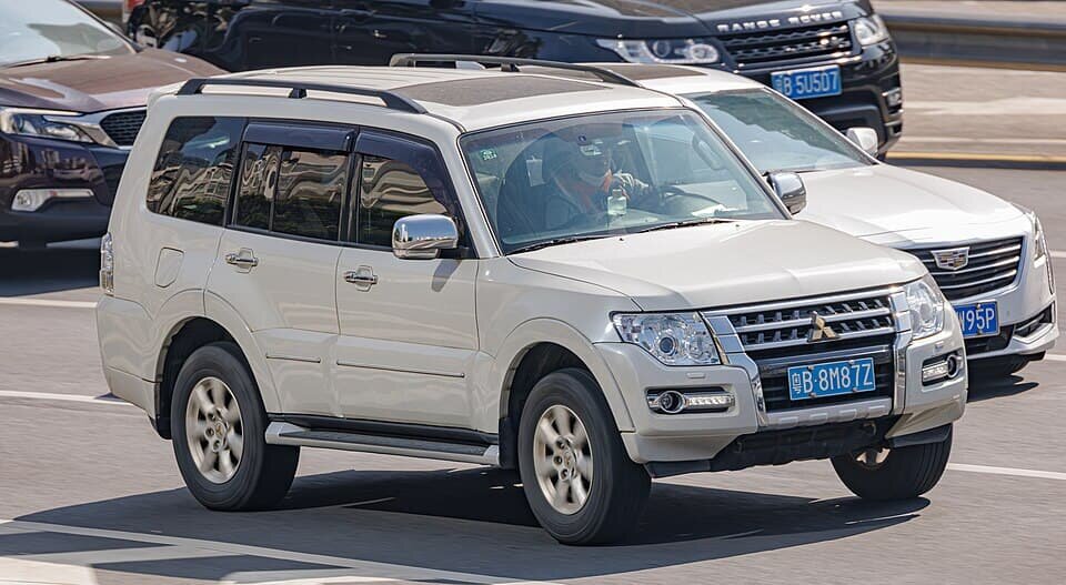 Mitsubishi возвращает Pajero, но легендарный внедорожник теперь станет совсем другим