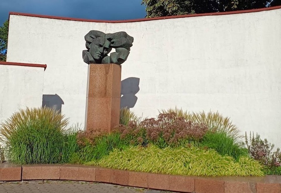    Памятник поэтессе Саломее Нерис в Вильнюсе. Фото: google.com/maps
